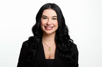 Portrait of Hannah Mowat, Associate.