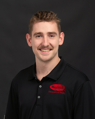 Image of Jacob Tchir, Associate
