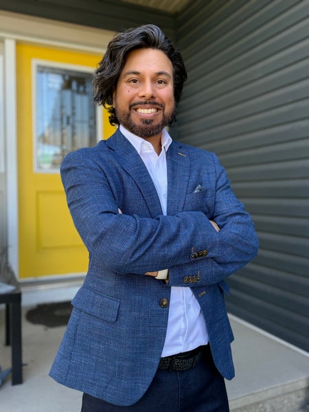 Sandeep Tahim, Associate